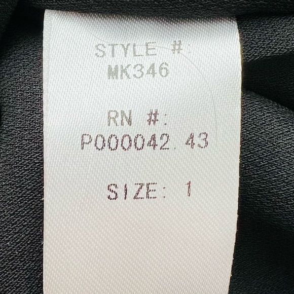 BLQ BASIQ light weight, black mini skirt, lightweight for layering, size 1. - Picture 8 of 15